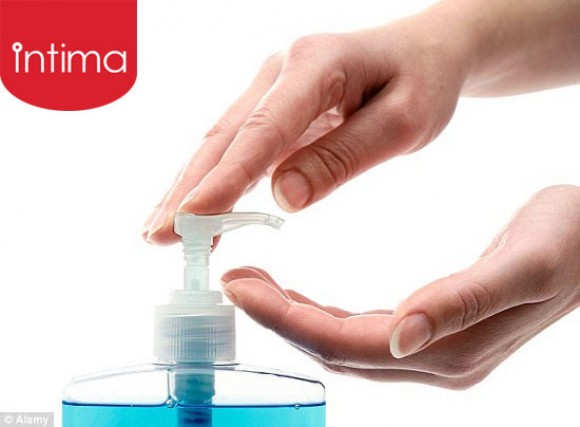 Những lưu ý khi sử dụng dung dịch vệ sinh phụ nữ hàng ngày